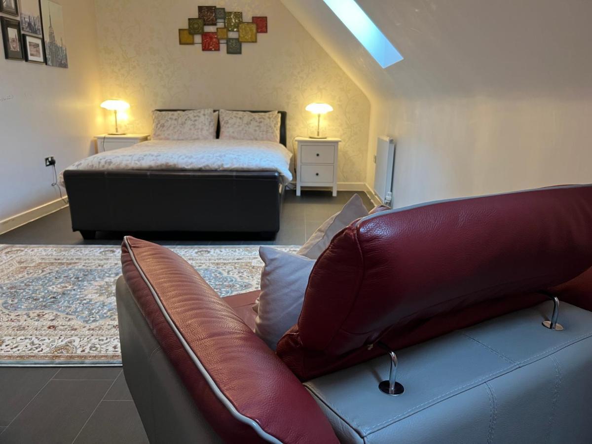 Sheffield City Centre , Free Wifi & Parking - Private Room - Shared House מראה חיצוני תמונה
