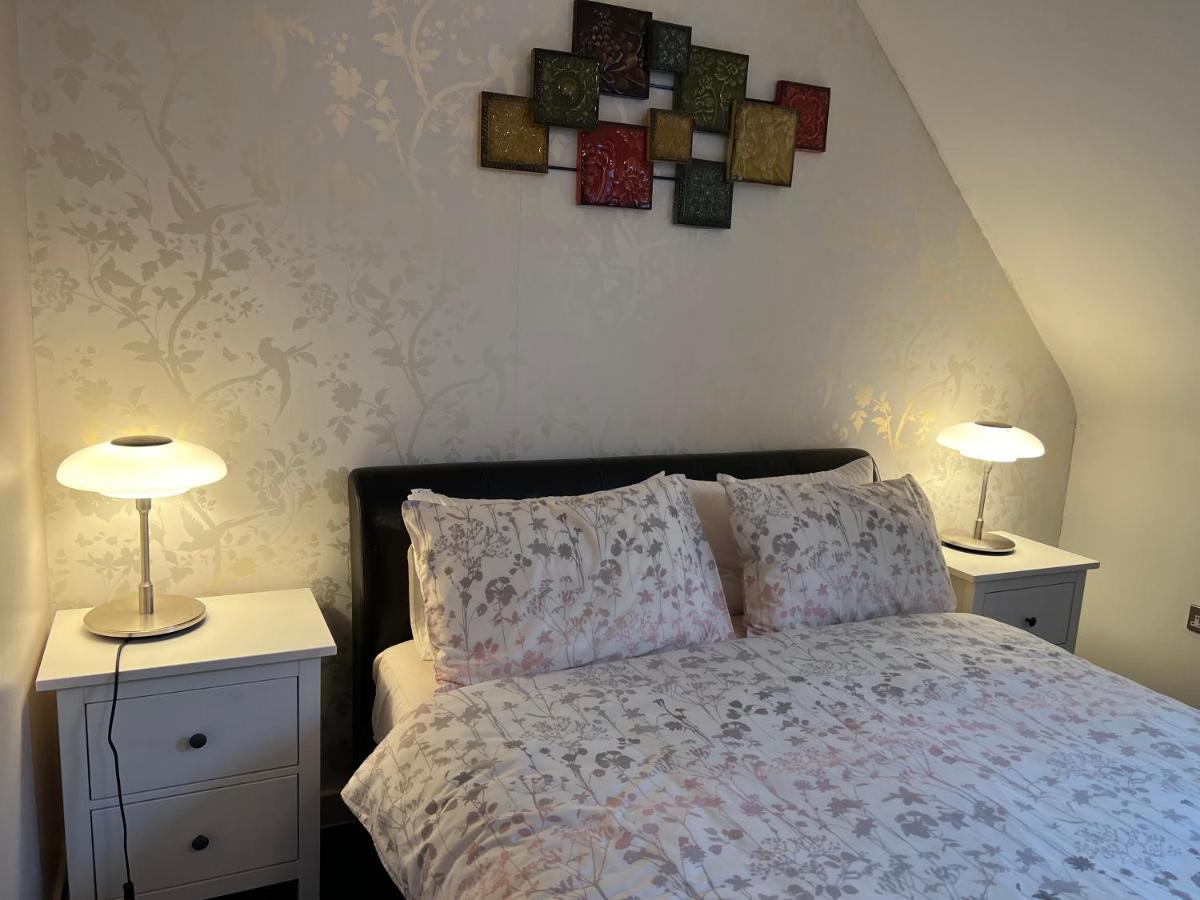 Sheffield City Centre , Free Wifi & Parking - Private Room - Shared House מראה חיצוני תמונה